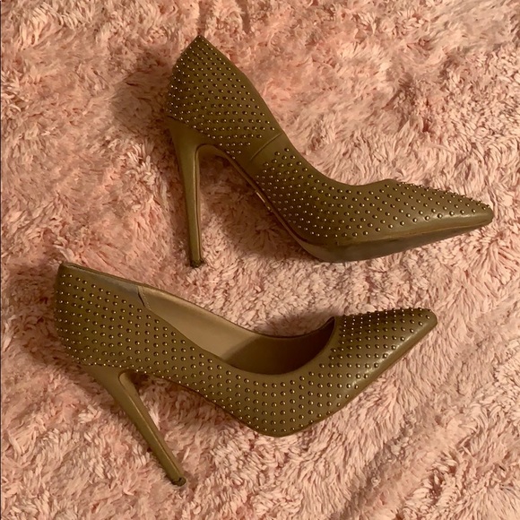 Light Tan, Gold Studded High Heels size 37 - Picture 5 of 5